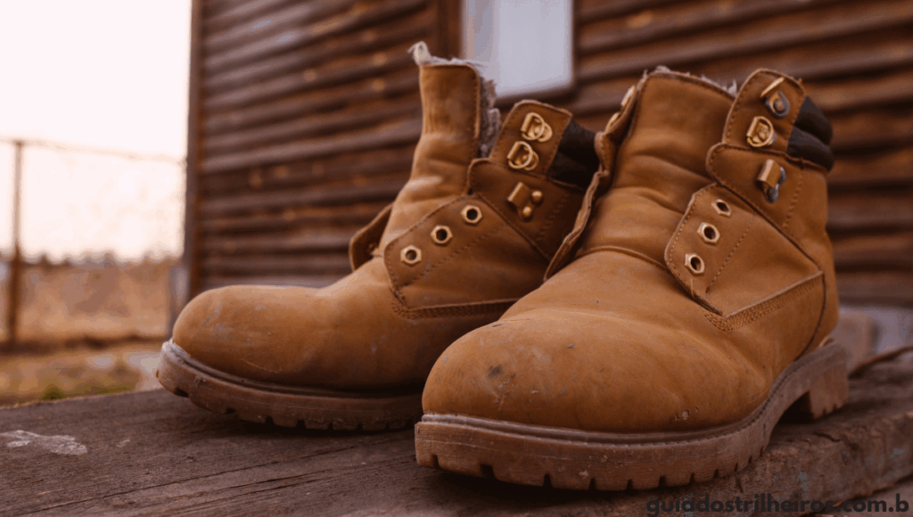 Como Limpar Bota de Camurça