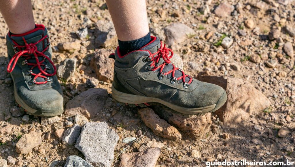 como amaciar bota de trilha