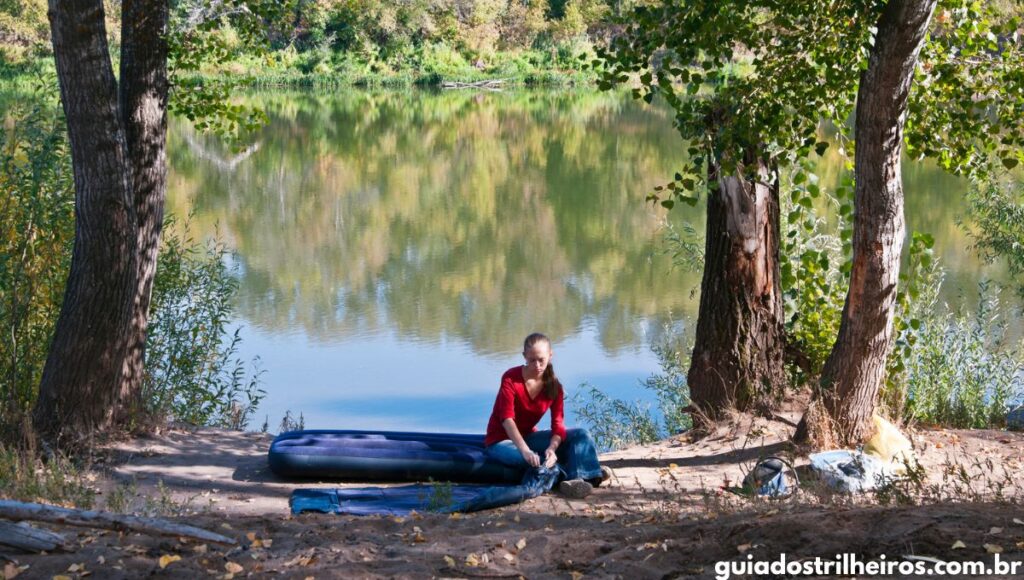 Melhor Colchão Inflável para Camping
