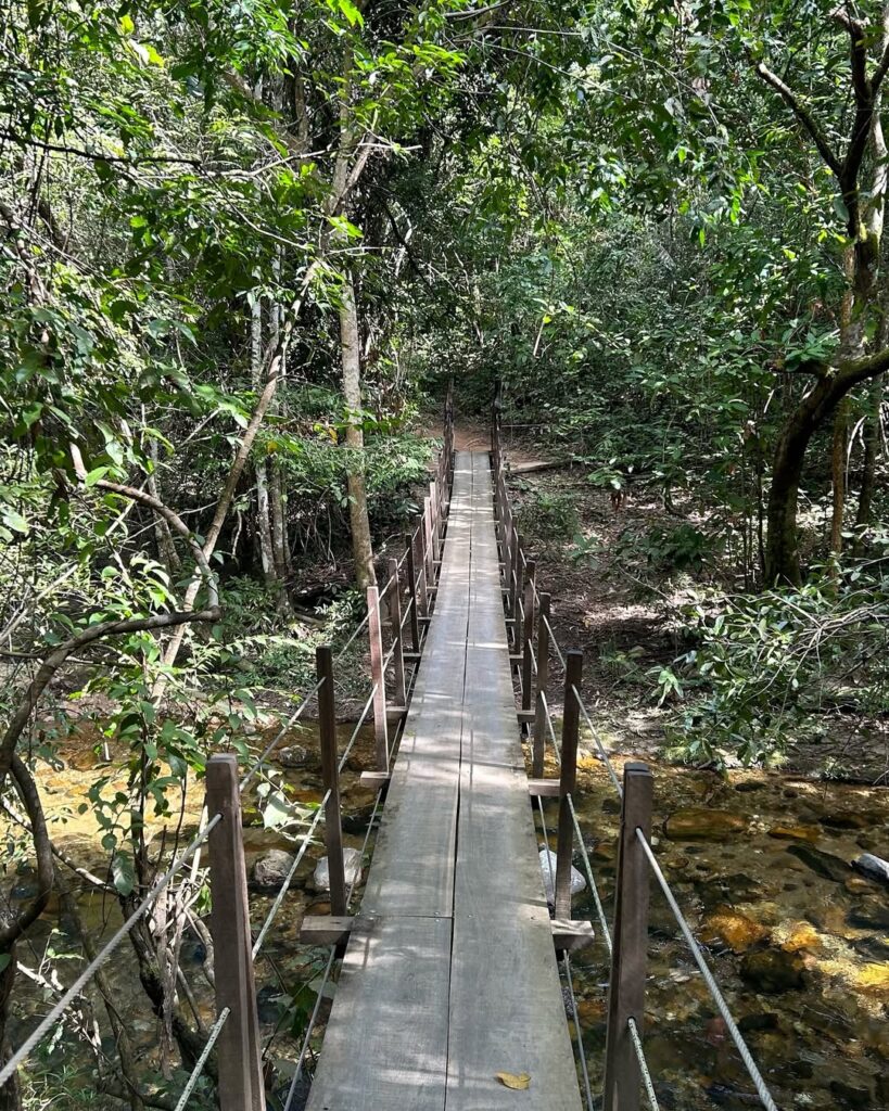 trilha da cachoeira do segredo