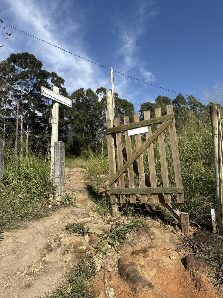trilha da cachoeira do jarrao