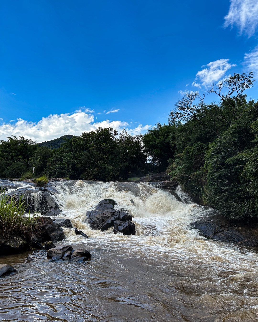 Parque Municipal Cachoeira do Salto - Extrema/MG: Guia 2026