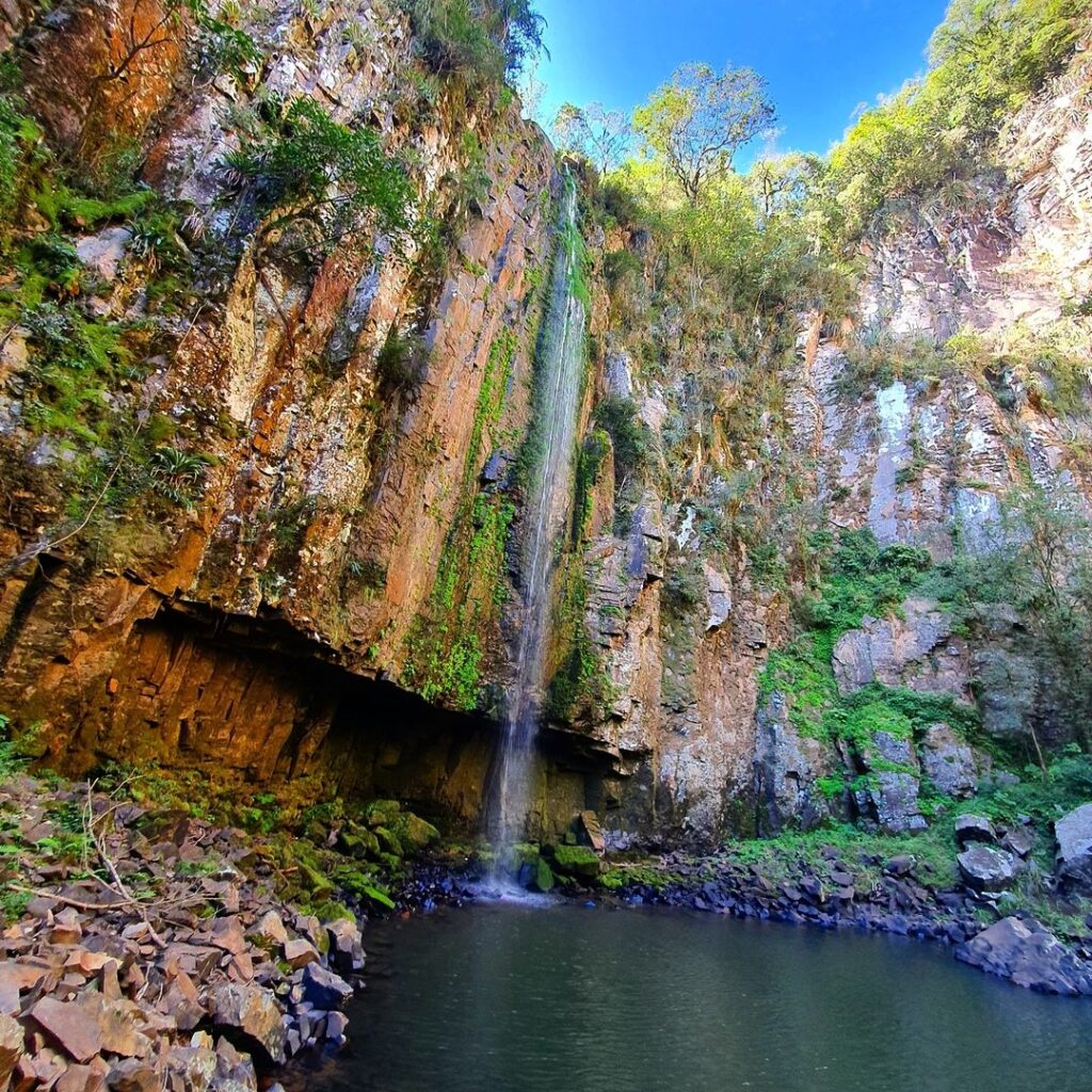 CASCATA DA FERRADURA