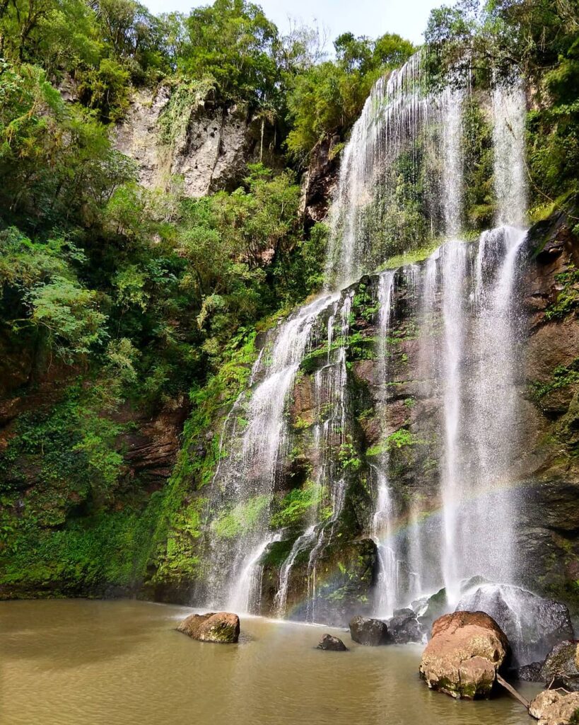 CASCATA DOS MOLIN