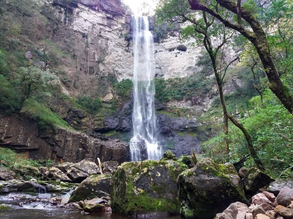 Cascata Quebra Cabo