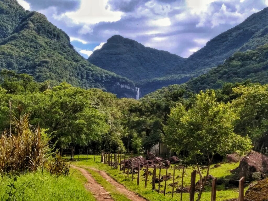 Cascata da Pedra Branca