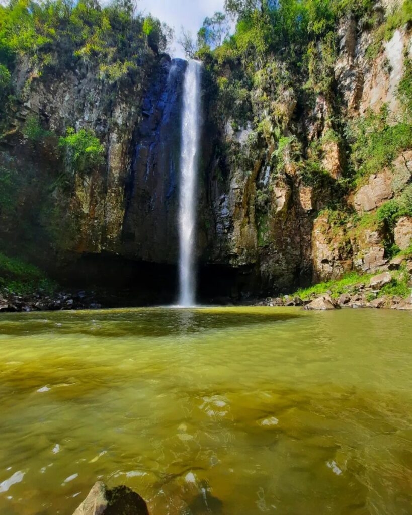 CASCATA DA FERRADURA