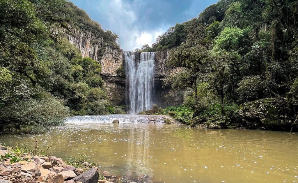 CASCATA DOS AMORES