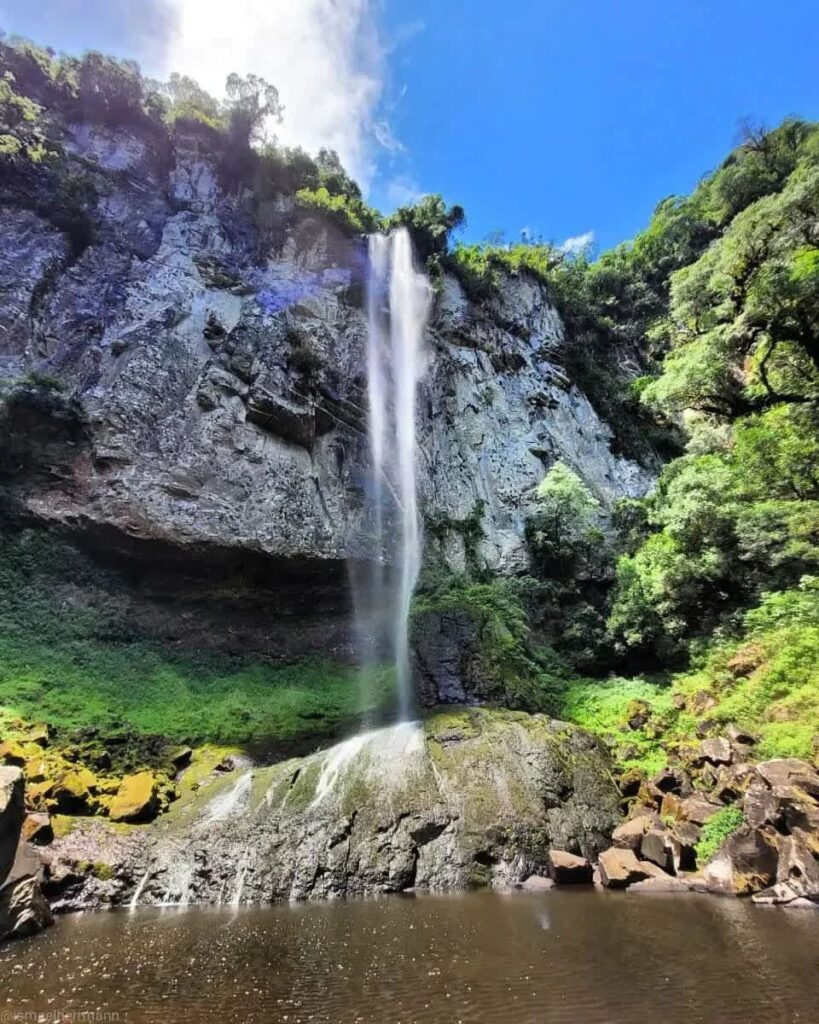 Cachoeira das Gêmeas Gigantes