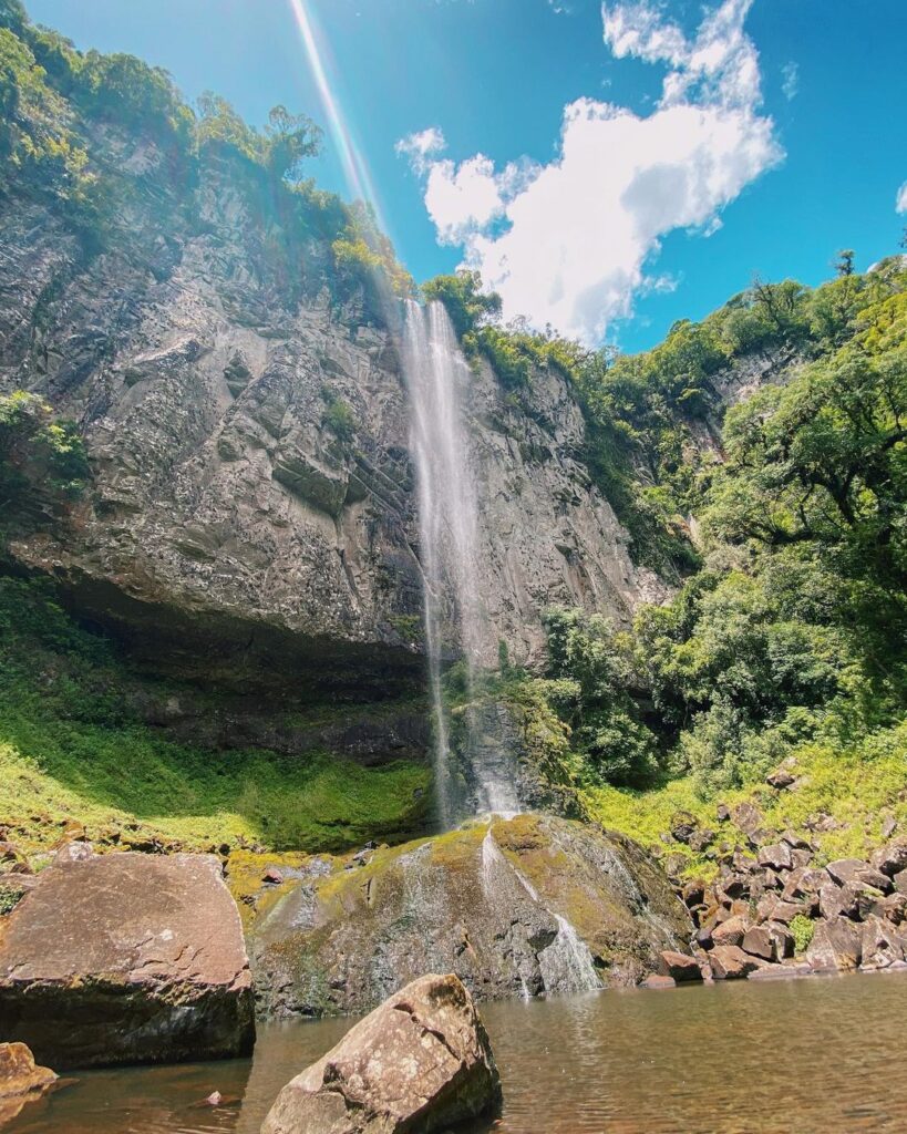 Cachoeira das Gêmeas Gigantes