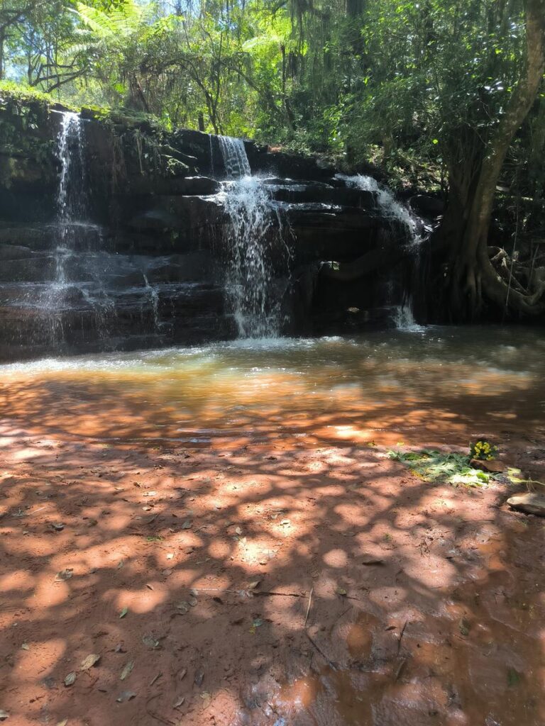 Cascata Fenda Verde