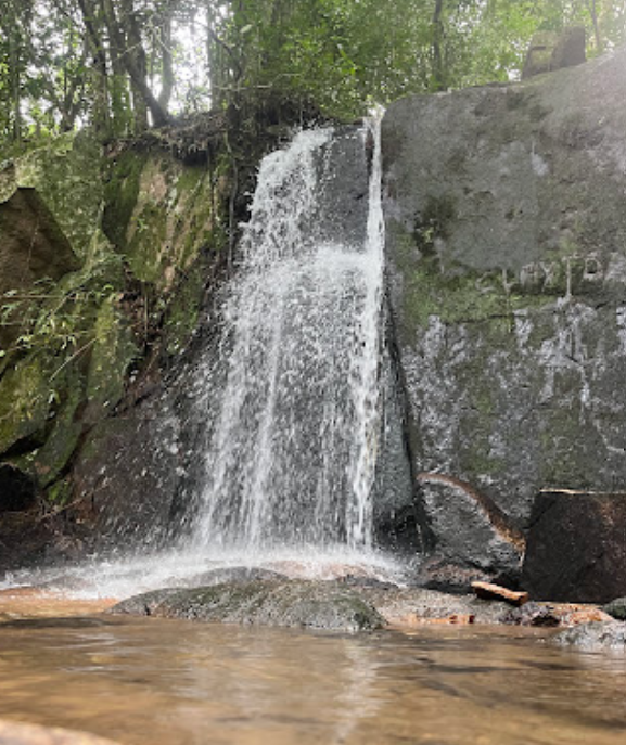 Cascatinha Pico da Colina