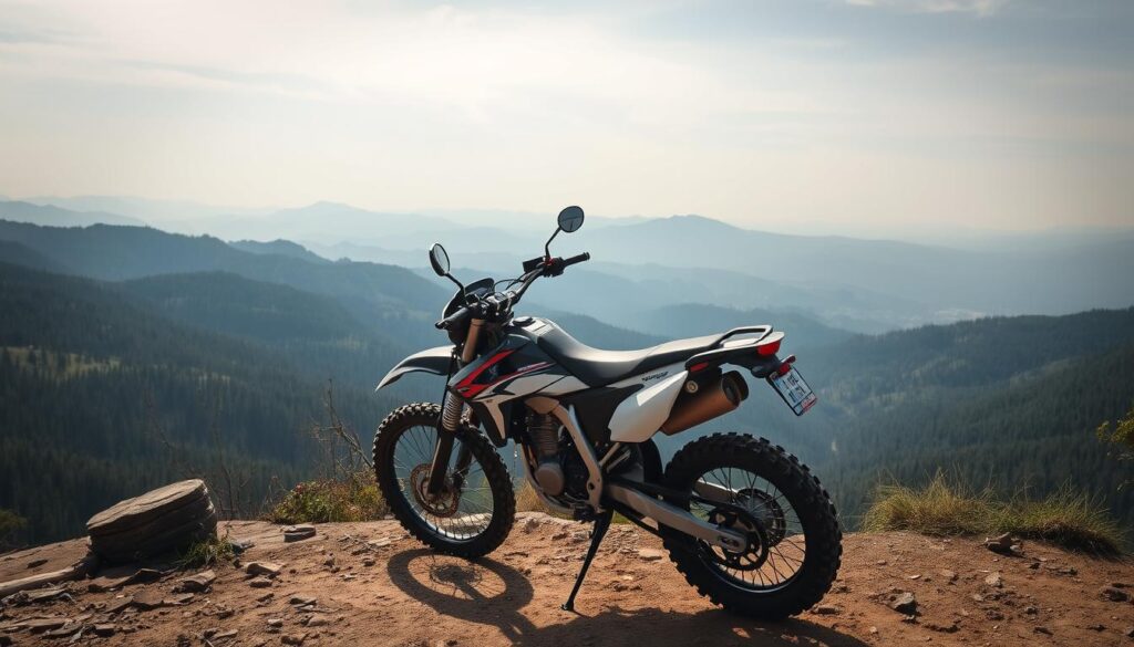 Moto de trilha em meio à natureza selvagem com frases de motocross para status inspiradoras