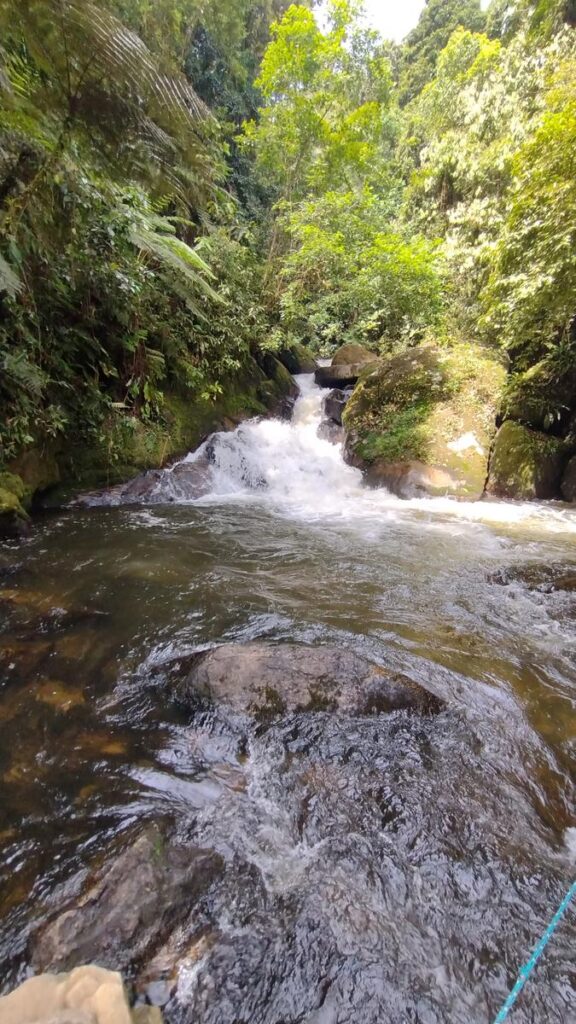 cachoeira do cambuci
